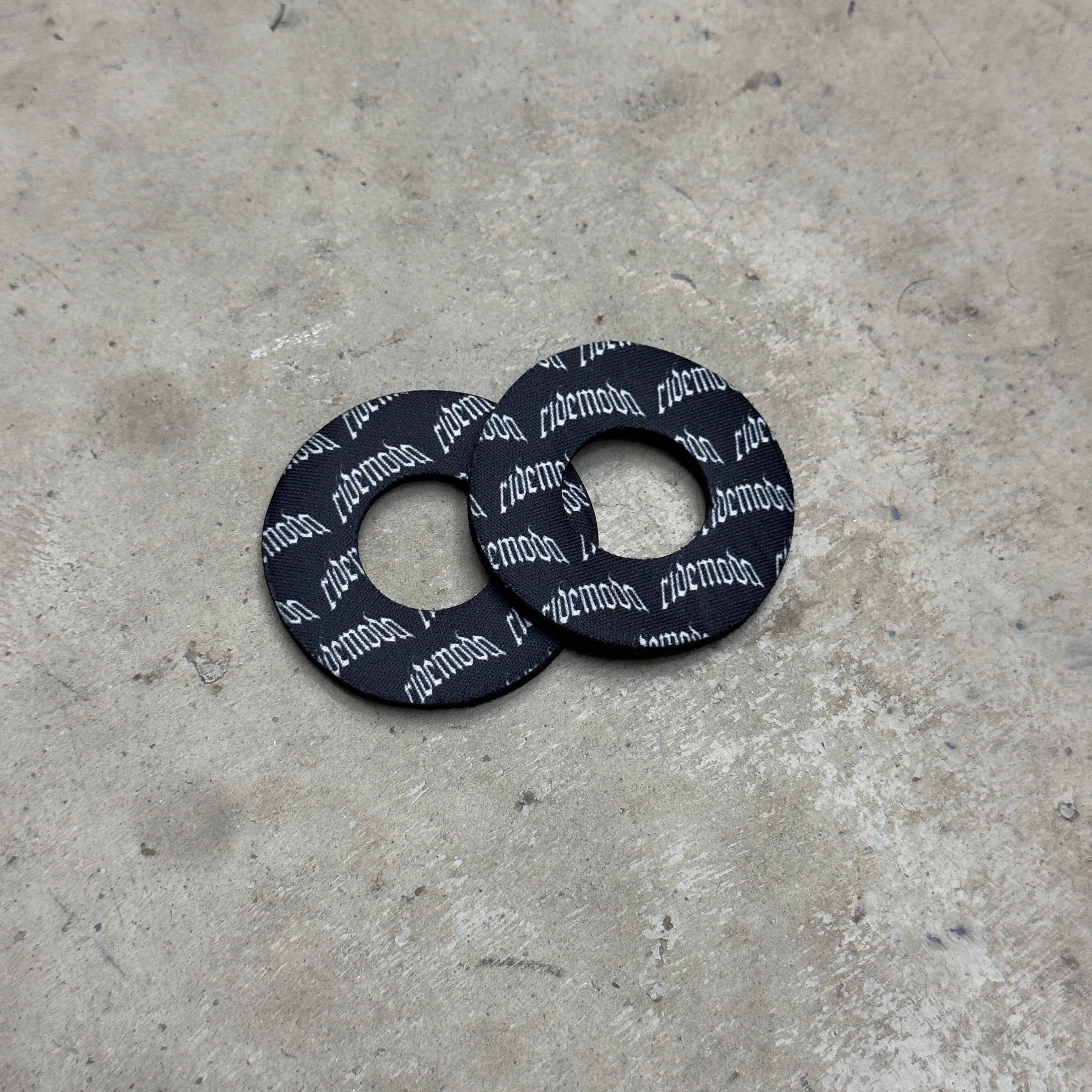 RIDEMODA Grip Donuts