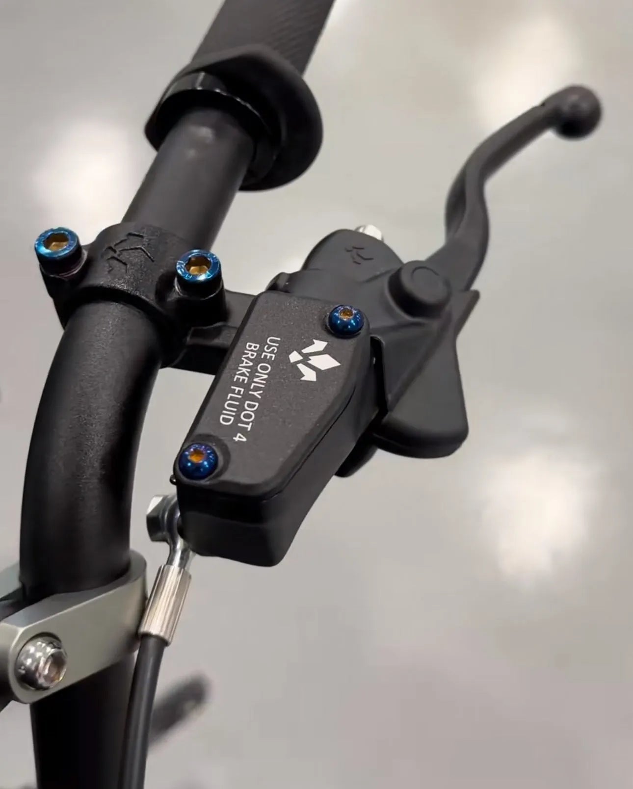 Titanium brake reservoir bolts