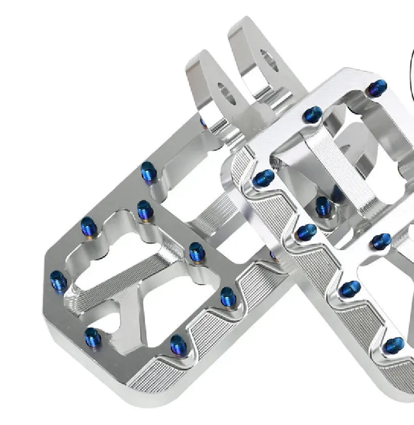Foot pegs