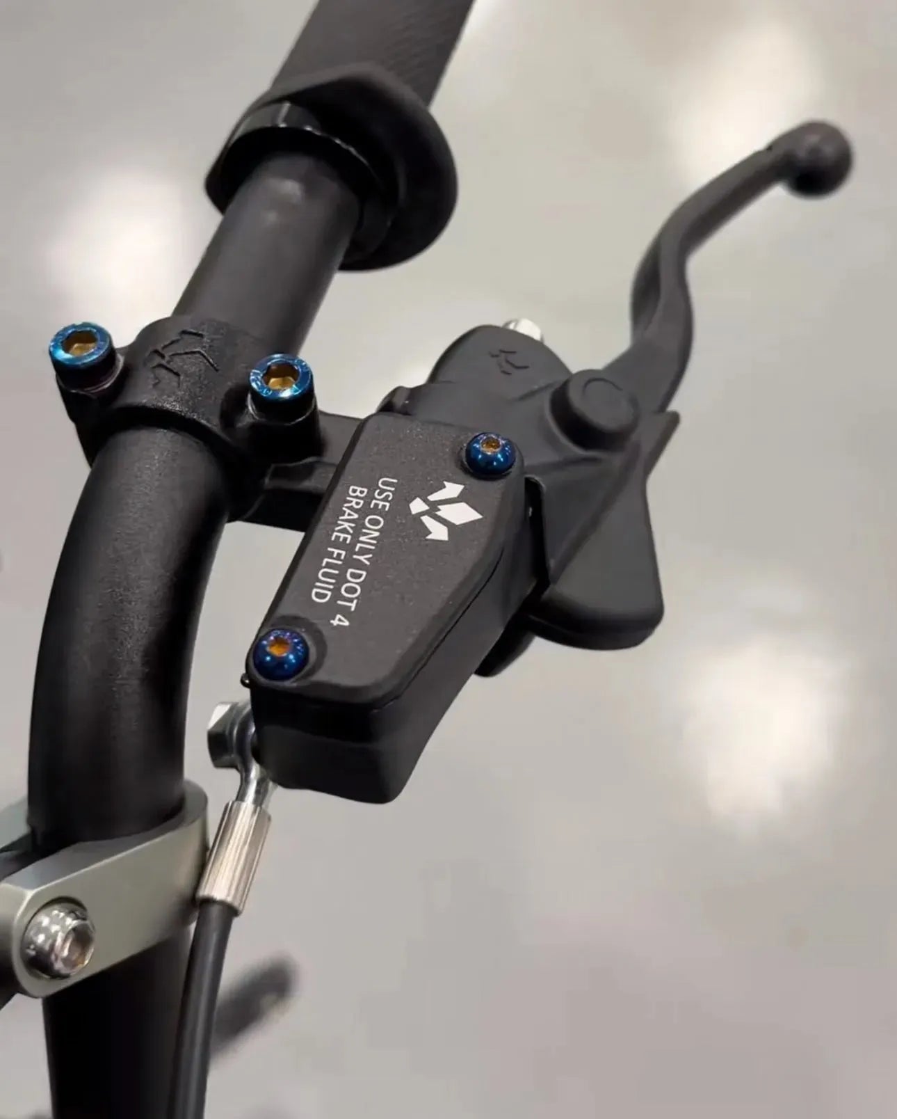 Titanium brake reservoir bolts