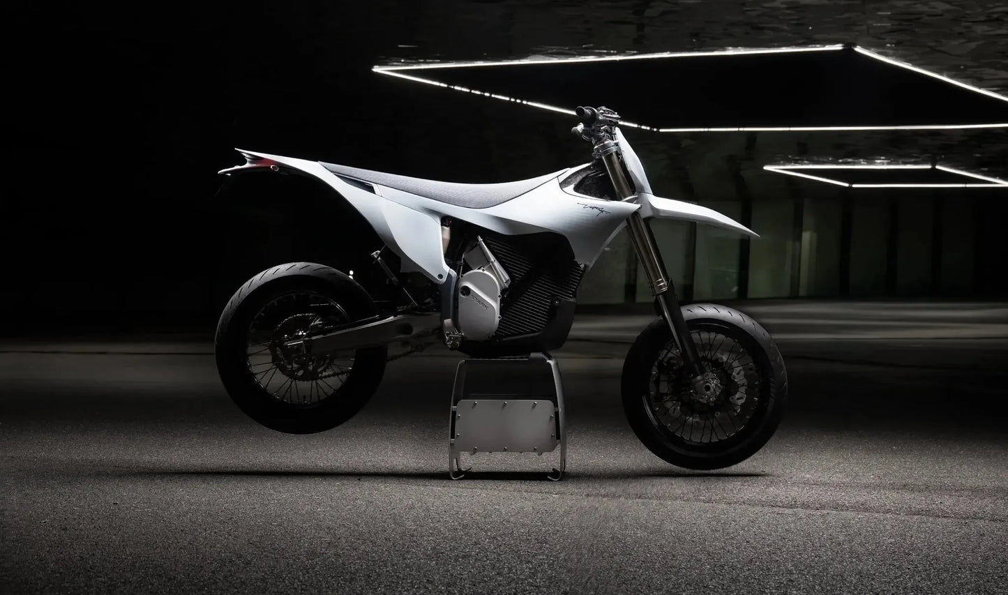 Stark Varg supermotos